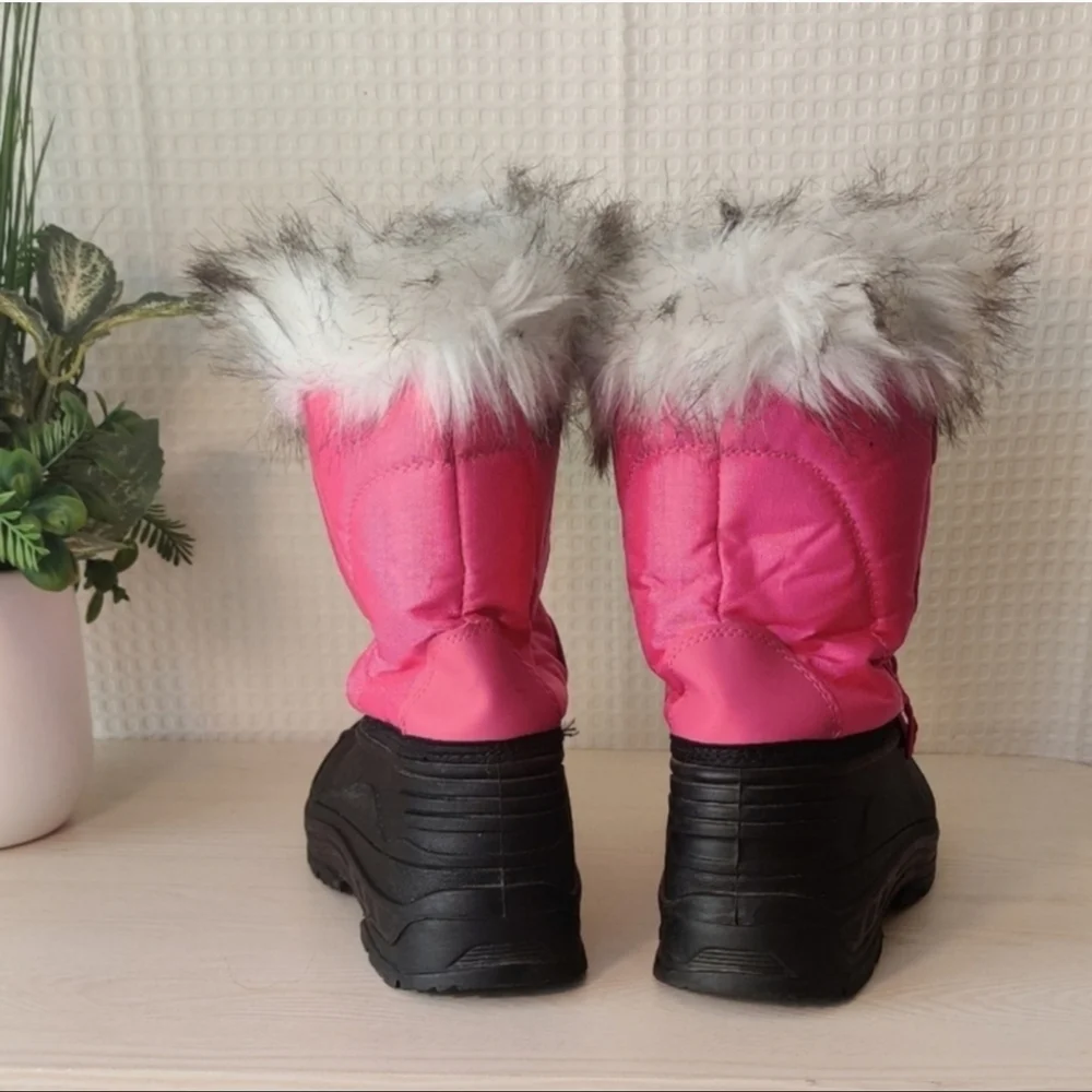 Girls Pink/Black Winter Snow boots Size 3